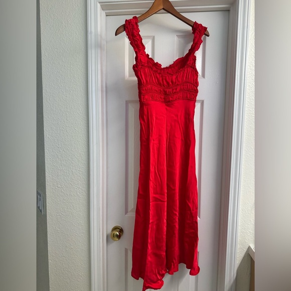 ASTR the Label Red Enola Satin Smocked Midi Dress - Picture 4 of 4